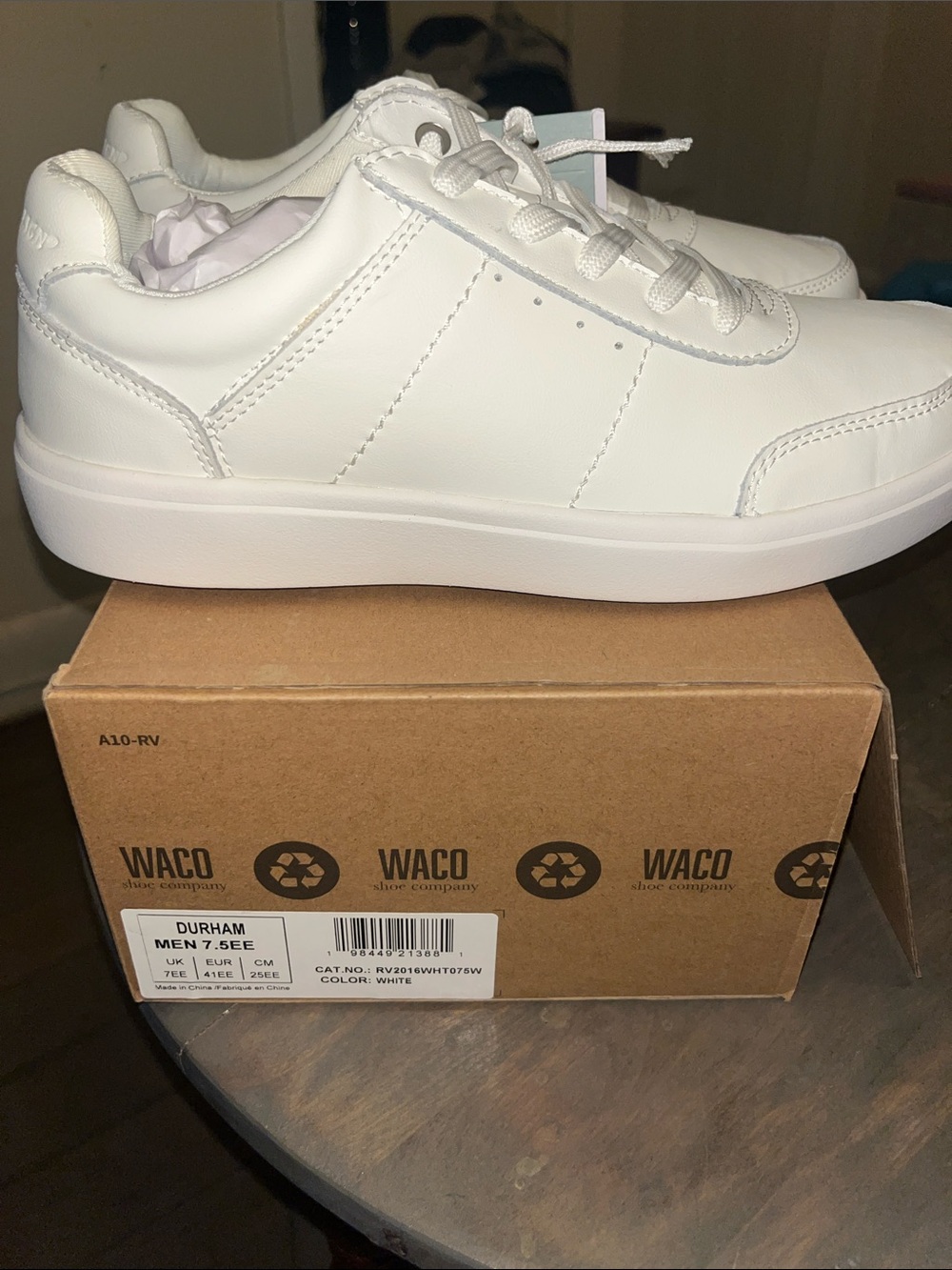 REVITALIGN White Men's Lace-Up Casual Sneakers - Picture 3 of 7